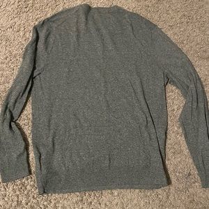 Old navy V neck sweater